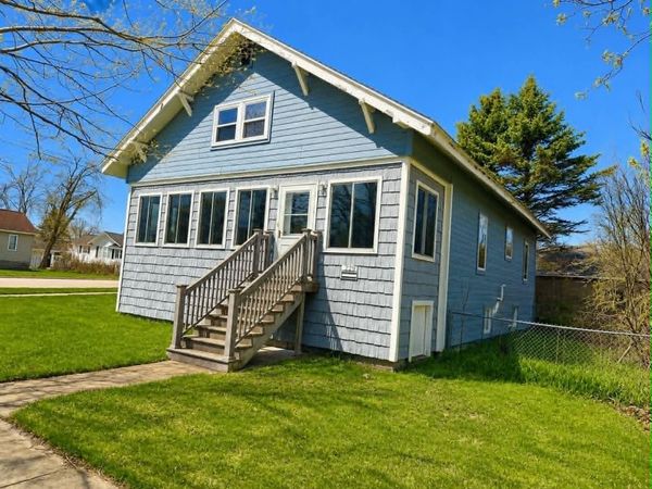 925 & 929 S 2nd Avenue, Alpena, MI 49707