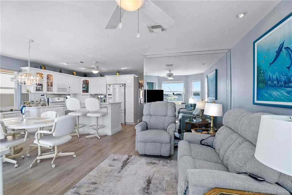 1251 Nettles Boulevard, Jensen Beach, FL 34957 Photo