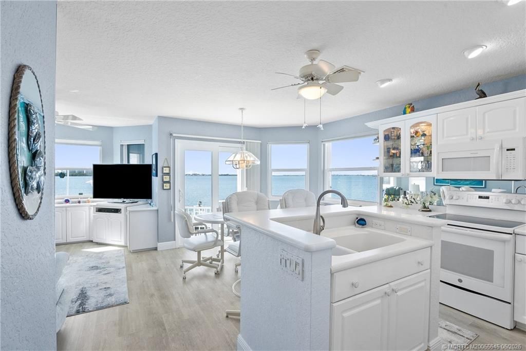 1251 Nettles Boulevard, Jensen Beach, FL 34957 Photo