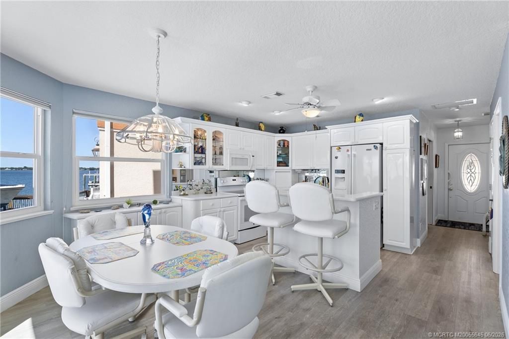 1251 Nettles Boulevard, Jensen Beach, FL 34957 Photo