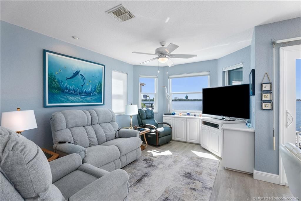 1251 Nettles Boulevard, Jensen Beach, FL 34957 Photo