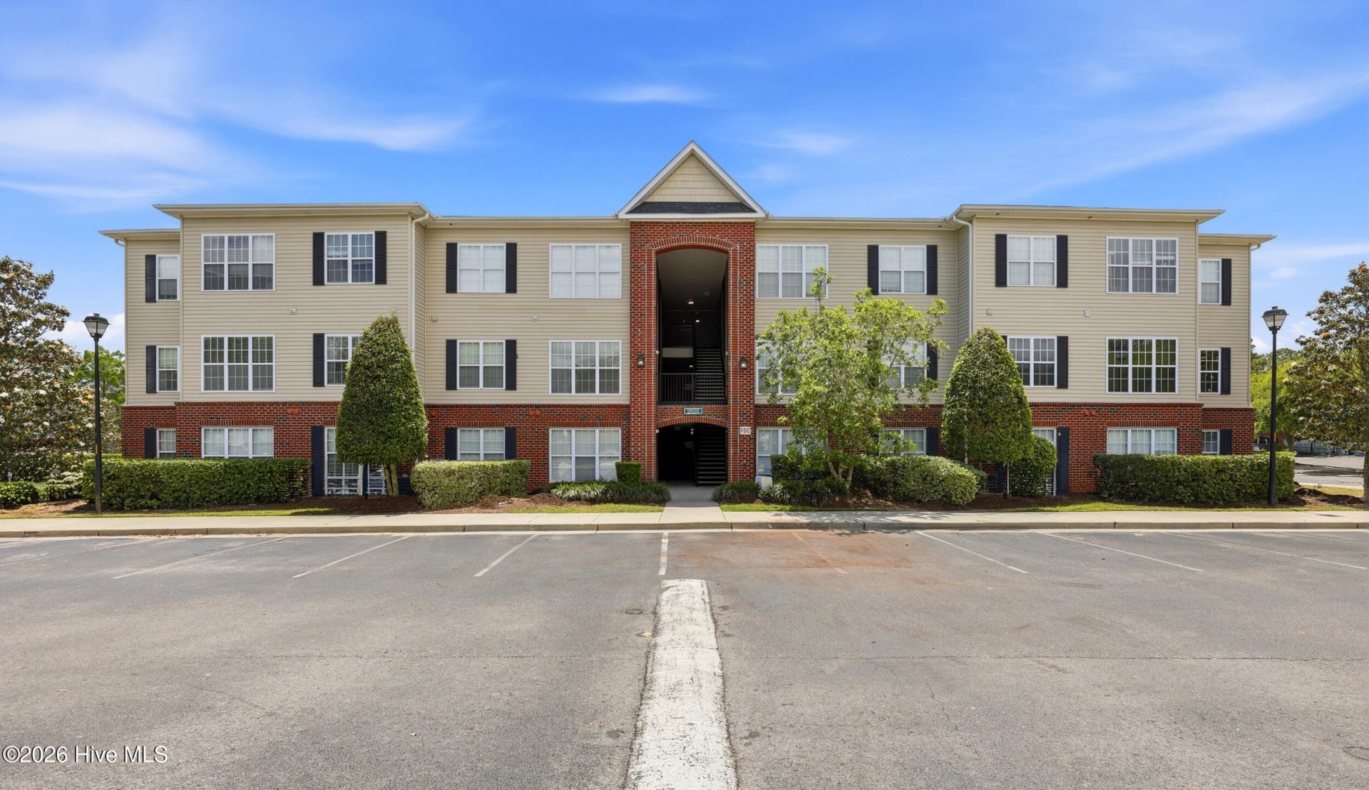 2820 Bloomfield Lane, Unit 105, Wilmington, NC 28412 Main Photo