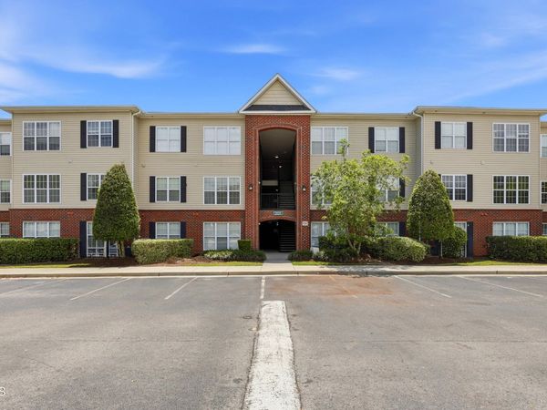 2820 Bloomfield Lane, Unit 105, Wilmington, NC 28412