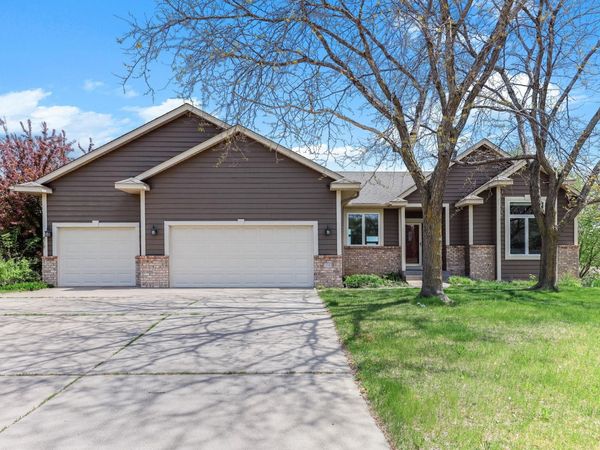 3749 Fox Trail, Saint Bonifacius, MN 55375