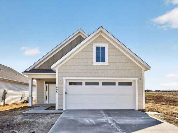 1805 Lynx Place SE, Pine Island, MN 55963