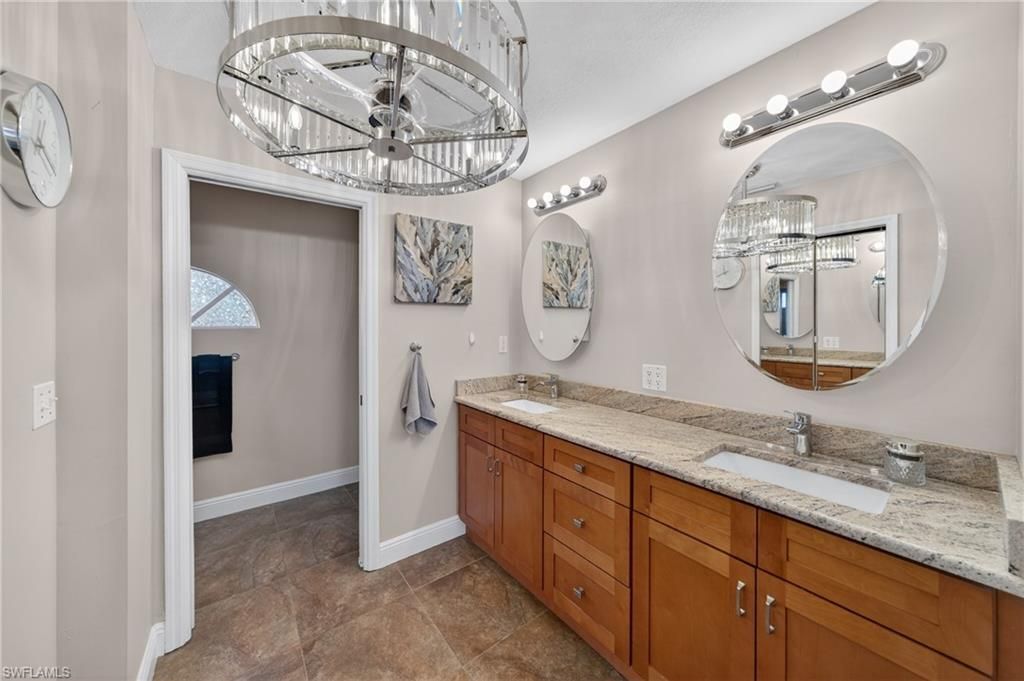 4933 Seville Ct, Cape Coral, FL 33904 Photo