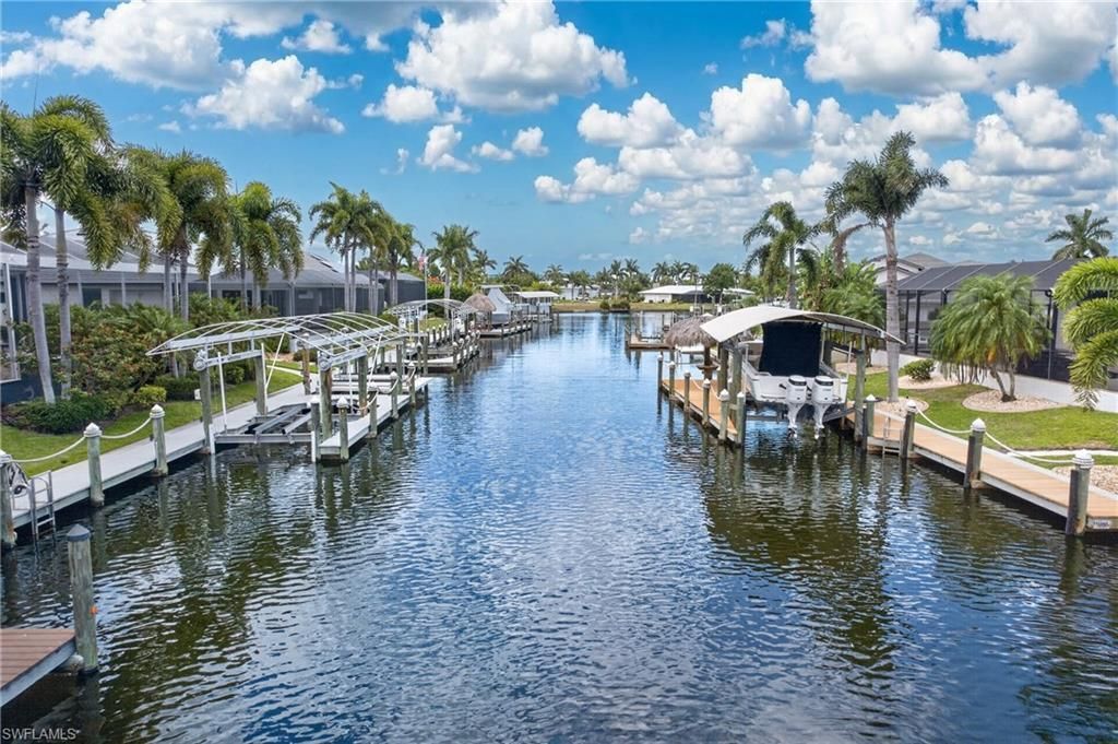 4933 Seville Ct, Cape Coral, FL 33904 Photo