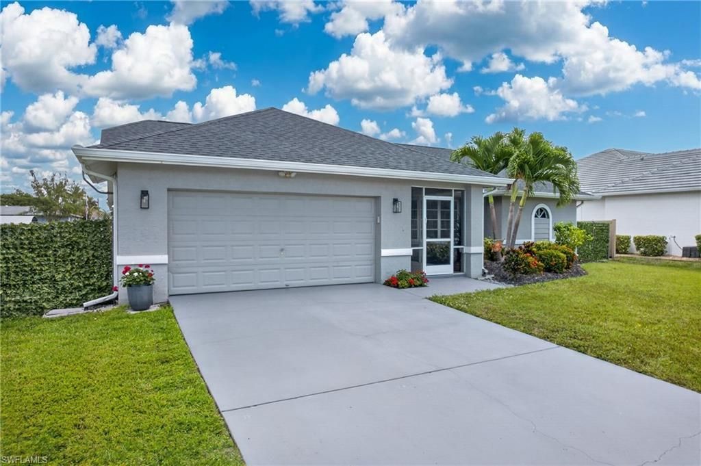4933 Seville Ct, Cape Coral, FL 33904 Photo