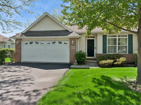 16766 S Sunset Ridge Court, Lockport, IL 60441