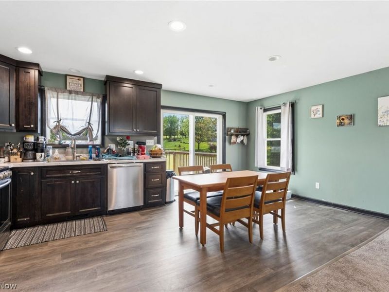 4588 S Elyria Road, Shreve, OH 44676 Photo 6