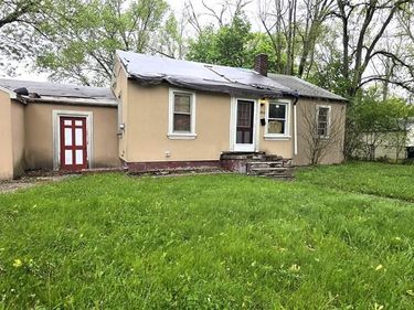 2810 Gibson Street, Flint, MI 48503