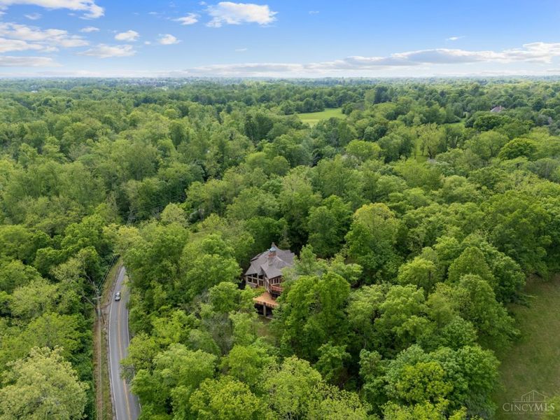 8690 Hopewell Road, Indian Hill, OH 45242 Photo 10