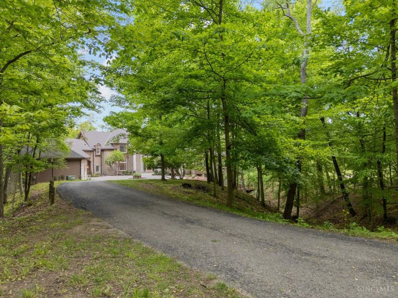8690 Hopewell Road, Indian Hill, OH 45242 Photo 93