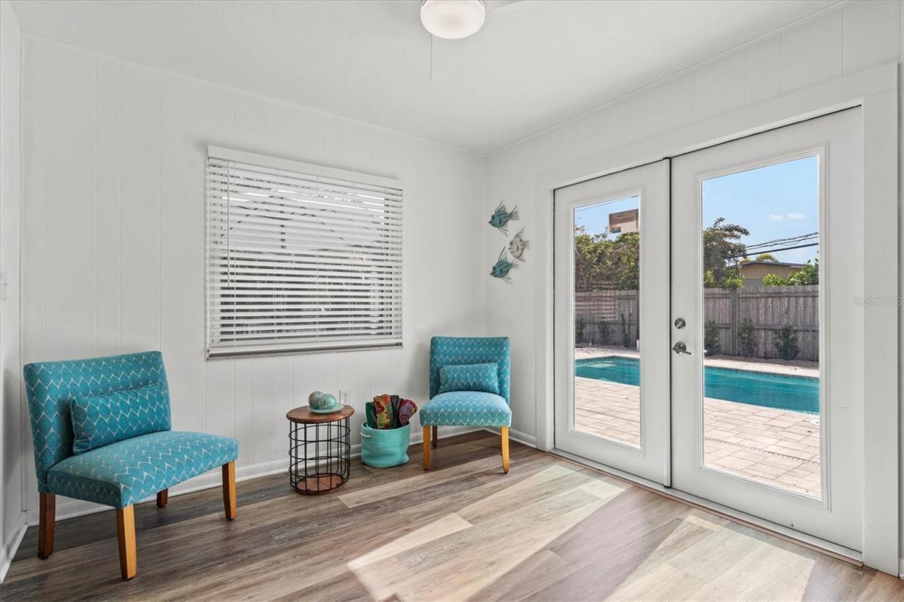 2572 Jefferson Circle, Sarasota, FL 34239 Photo