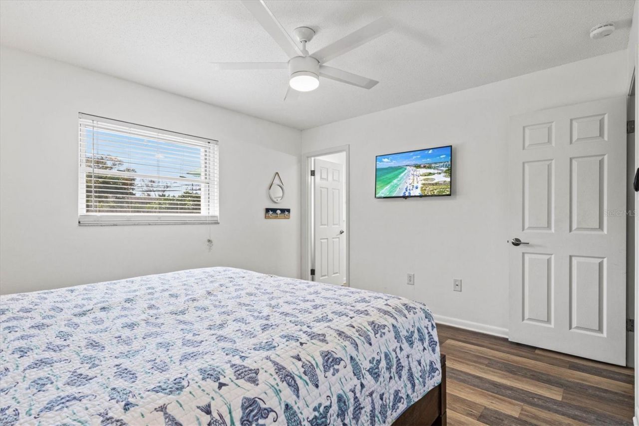 2572 Jefferson Circle, Sarasota, FL 34239 Photo
