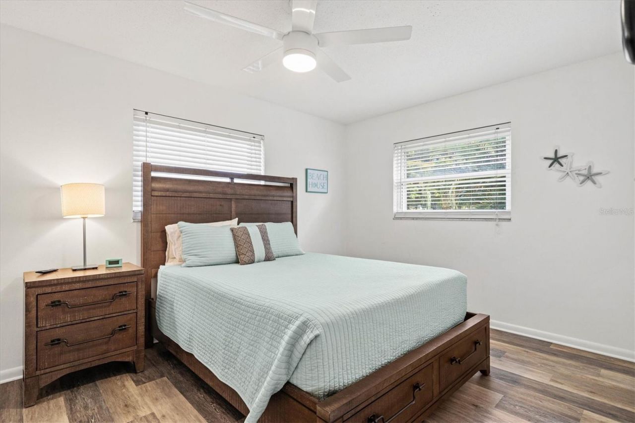 2572 Jefferson Circle, Sarasota, FL 34239 Photo