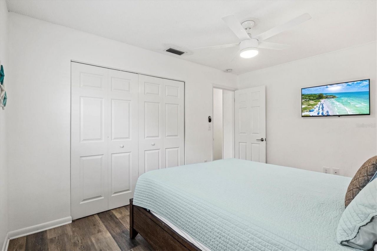 2572 Jefferson Circle, Sarasota, FL 34239 Photo