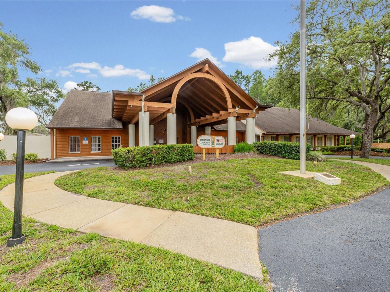10836 Brookhaven Drive, New Port Richey, FL 34654 Photo