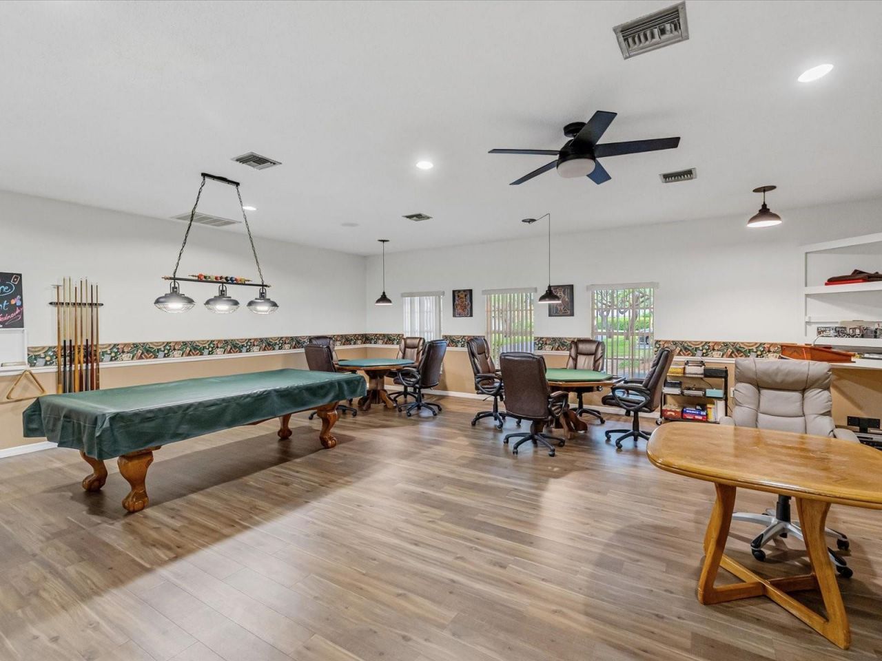 10836 Brookhaven Drive, New Port Richey, FL 34654 Photo