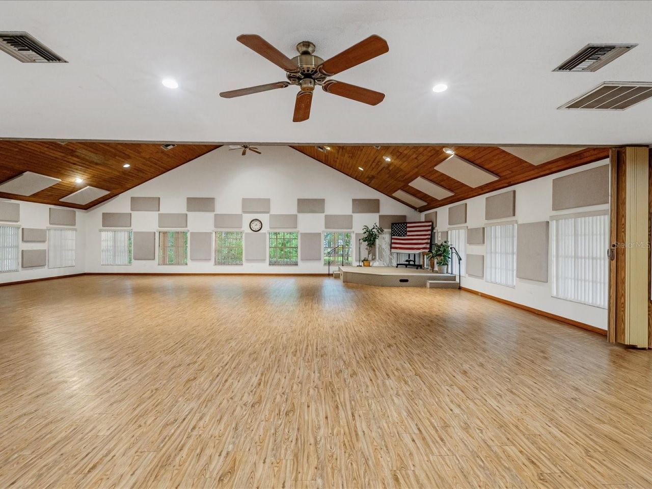 10836 Brookhaven Drive, New Port Richey, FL 34654 Photo