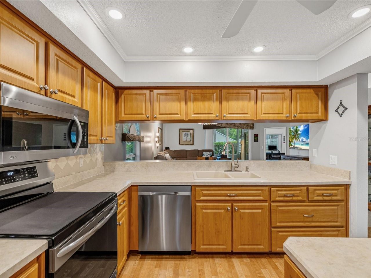 10836 Brookhaven Drive, New Port Richey, FL 34654 Photo