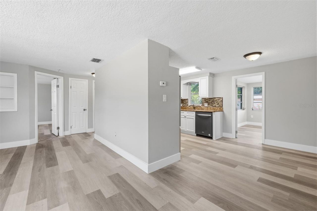 6150 Emerald Drive, New Port Richey, FL 34653 Photo