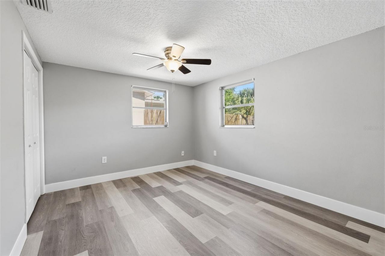 6150 Emerald Drive, New Port Richey, FL 34653 Photo