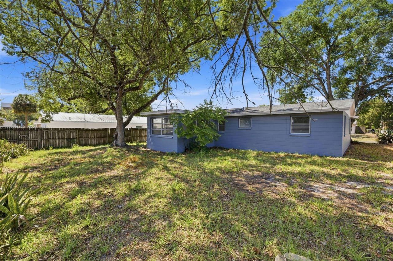6150 Emerald Drive, New Port Richey, FL 34653 Photo