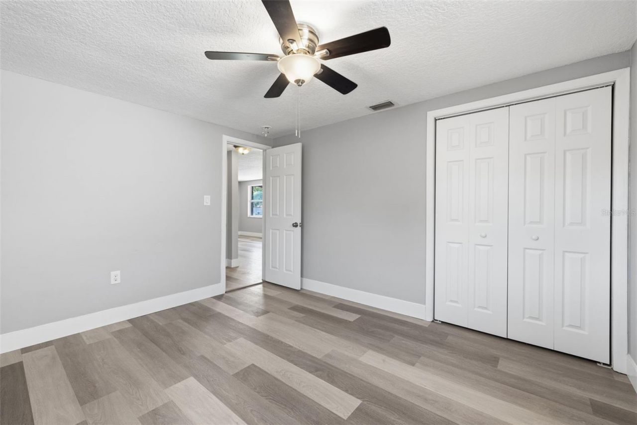 6150 Emerald Drive, New Port Richey, FL 34653 Photo
