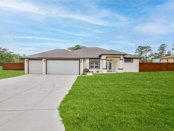 7372 MADRID ROAD , WEEKI WACHEE, FL 34613