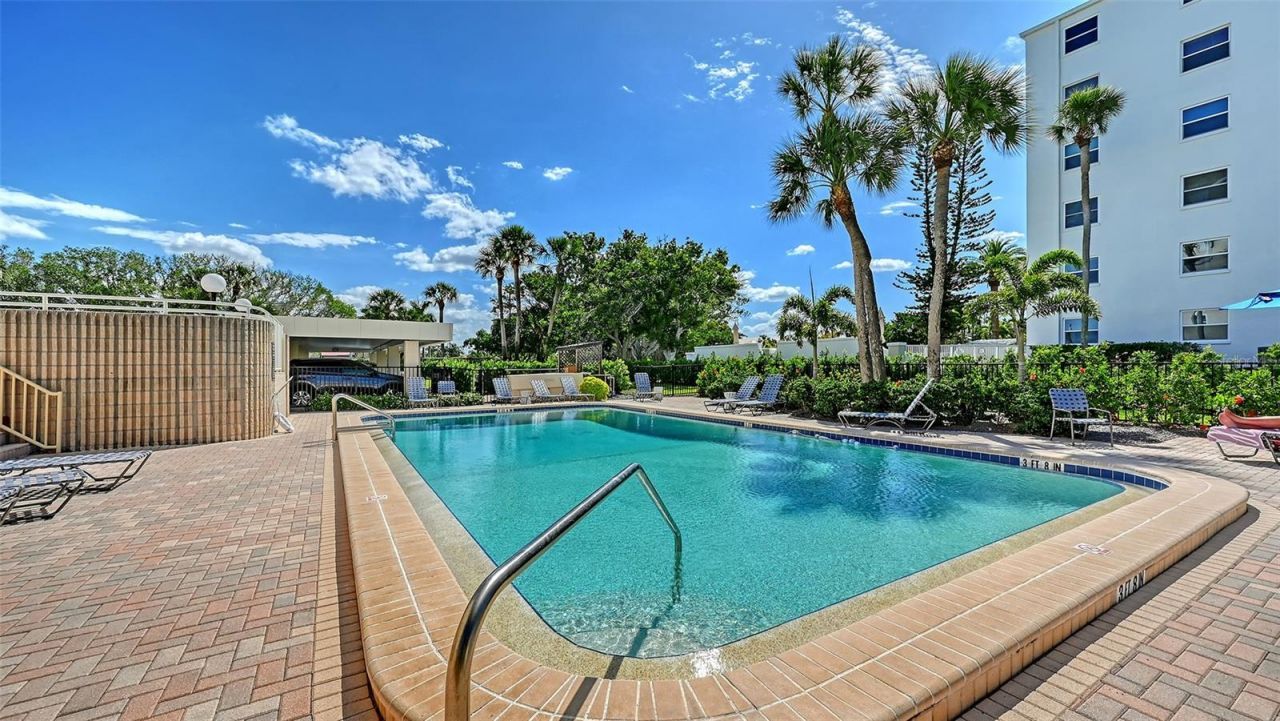 4325 Gulf Of Mexico Drive, Unit 103, Longboat Key, FL 34228 Photo