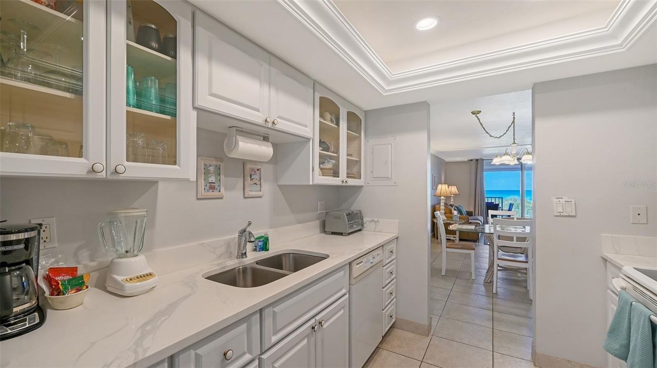 4325 Gulf Of Mexico Drive, Unit 103, Longboat Key, FL 34228 Photo