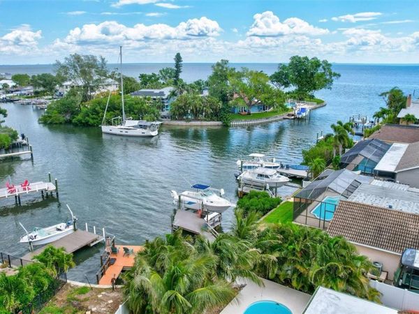 4417 TROUT DRIVE SE, ST PETERSBURG, FL 33705