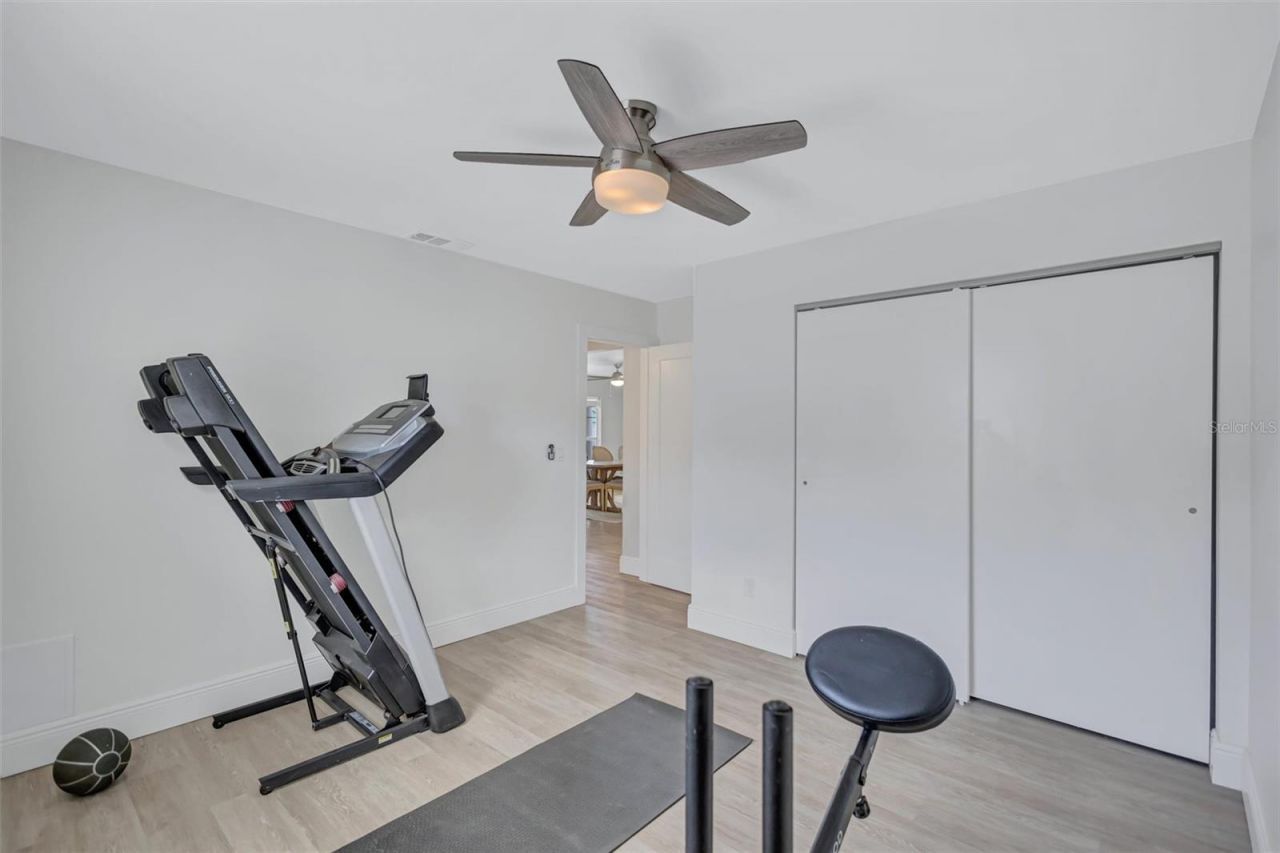 4417 Trout Drive Se, Saint Petersburg, FL 33705 Photo