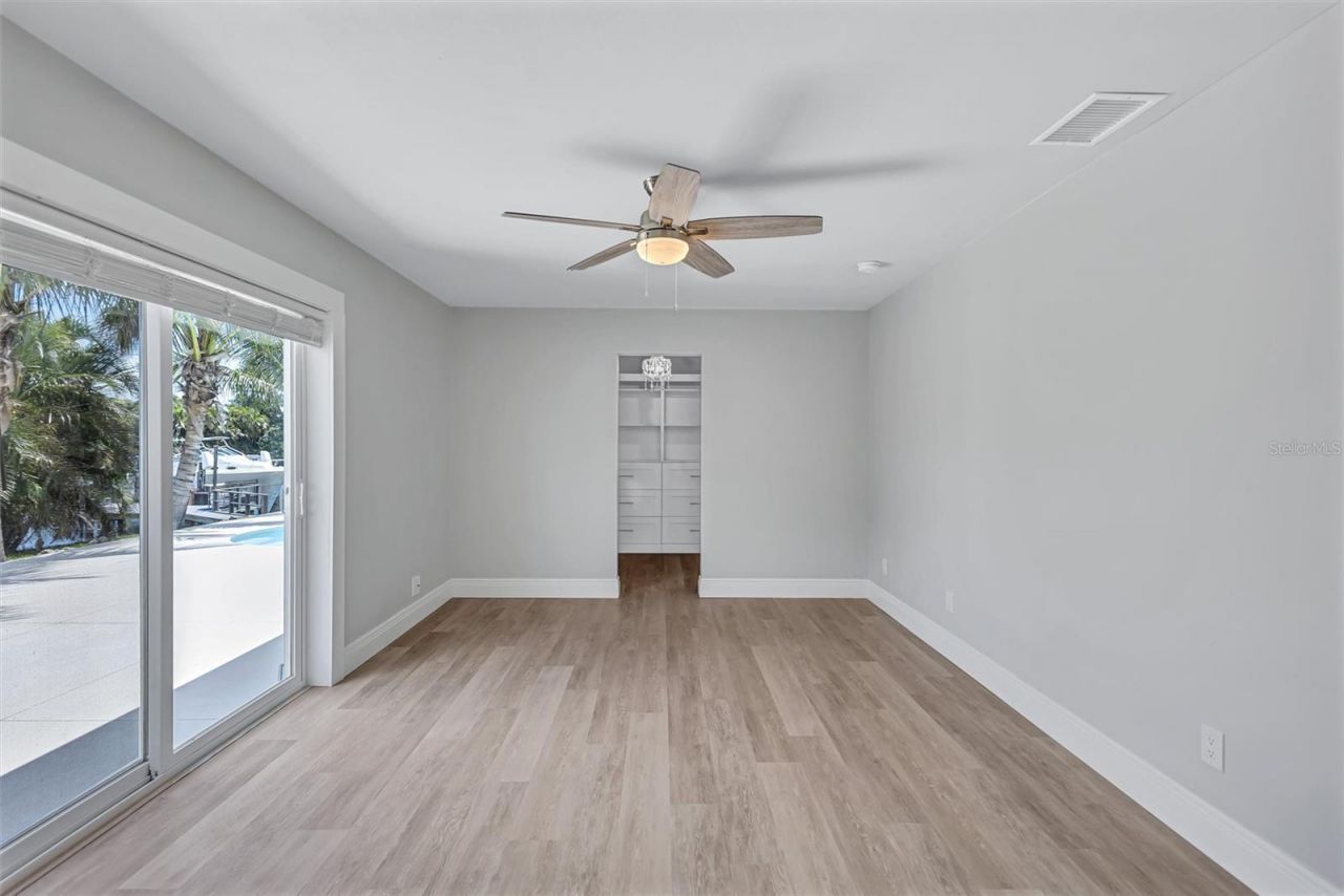 4417 Trout Drive Se, Saint Petersburg, FL 33705 Photo