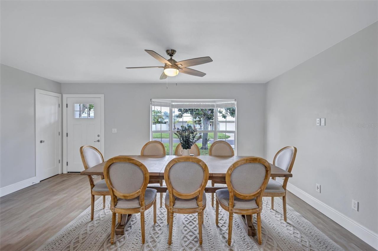 4417 Trout Drive Se, Saint Petersburg, FL 33705 Photo