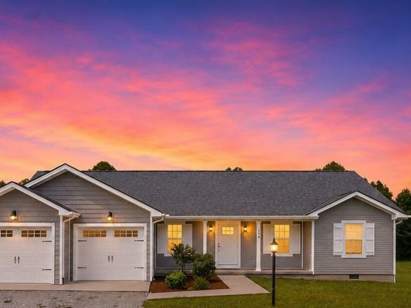 446 Stanley Hood Rd, Crossville, TN 38571