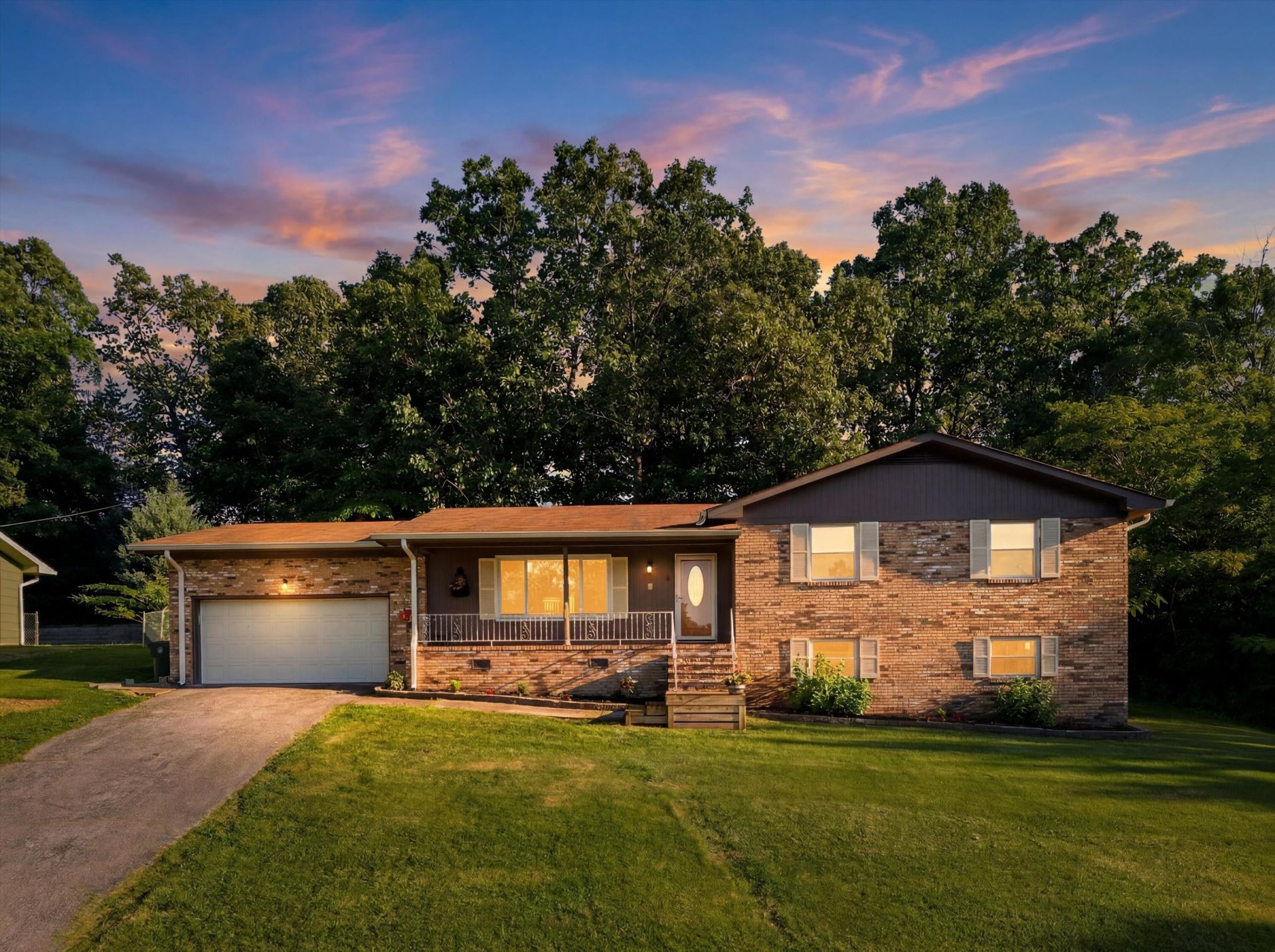 504 Oak Tree Drive, Chattanooga, TN 37415 Main Photo