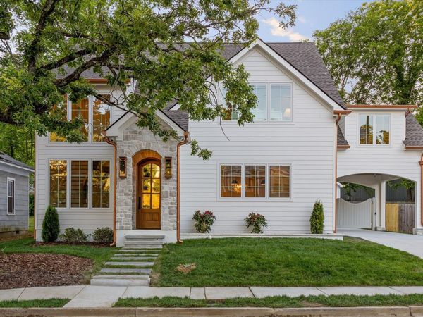 623 Spears Avenue, Chattanooga, TN 37405