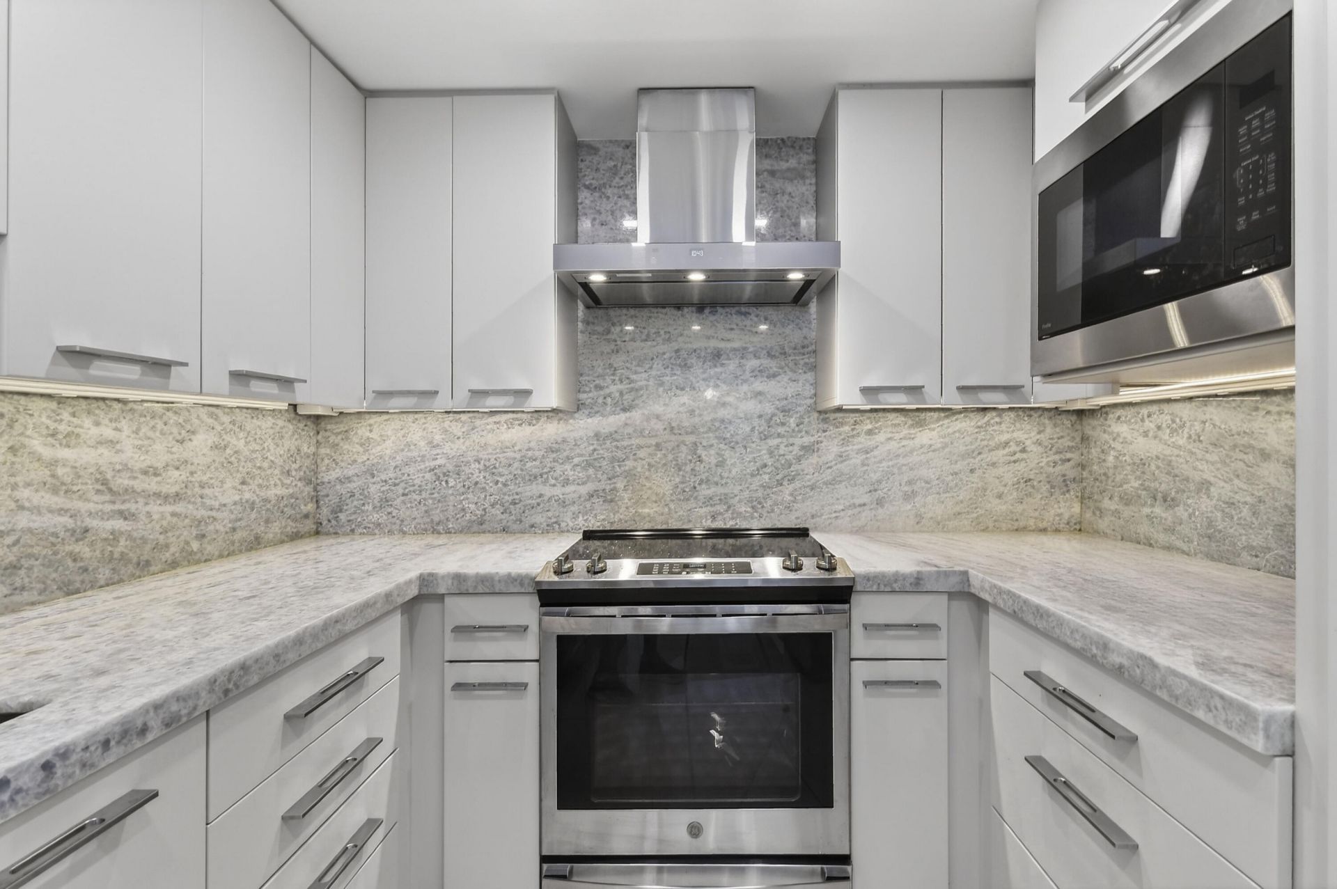 2774 S Ocean Boulevard, Unit 704, Palm Beach, FL 33480 Photo