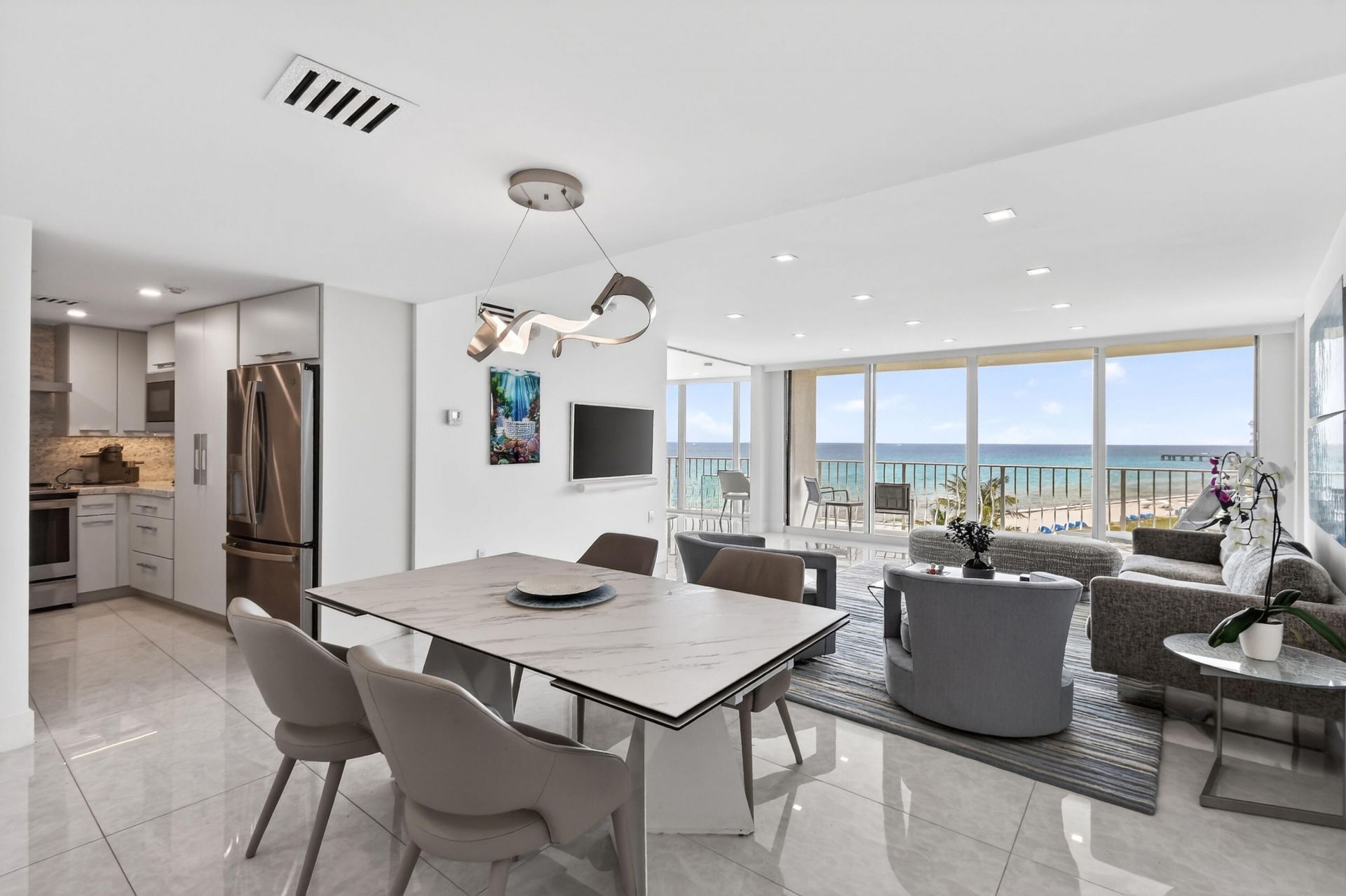 2774 S Ocean Boulevard, Unit 704, Palm Beach, FL 33480 Photo