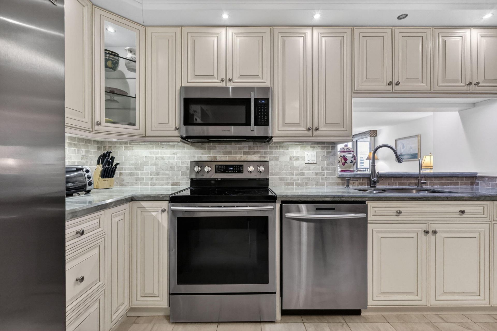 3420 S Ocean Boulevard, Unit 9r, Highland Beach, FL 33487 Photo