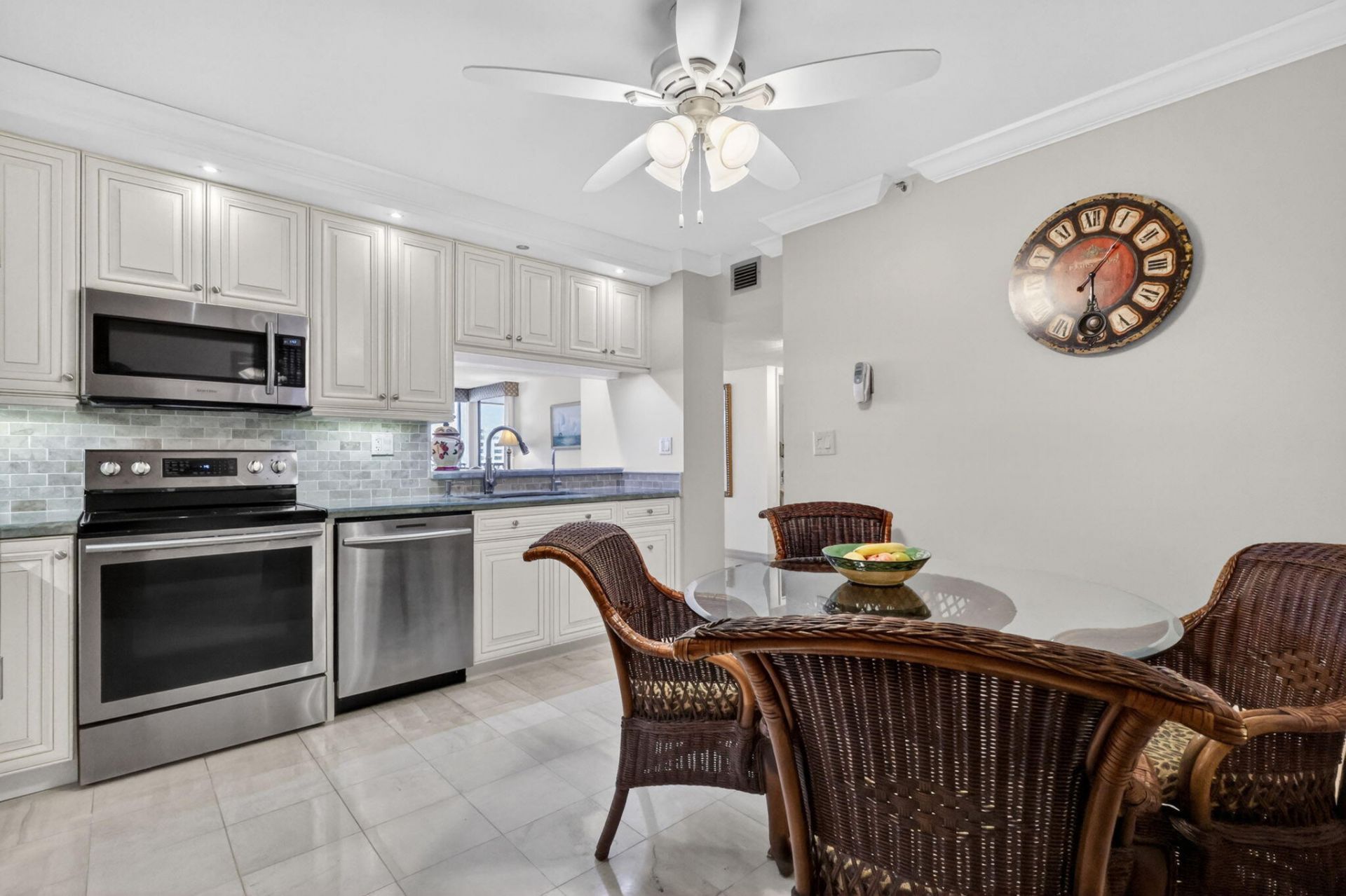 3420 S Ocean Boulevard, Unit 9r, Highland Beach, FL 33487 Photo
