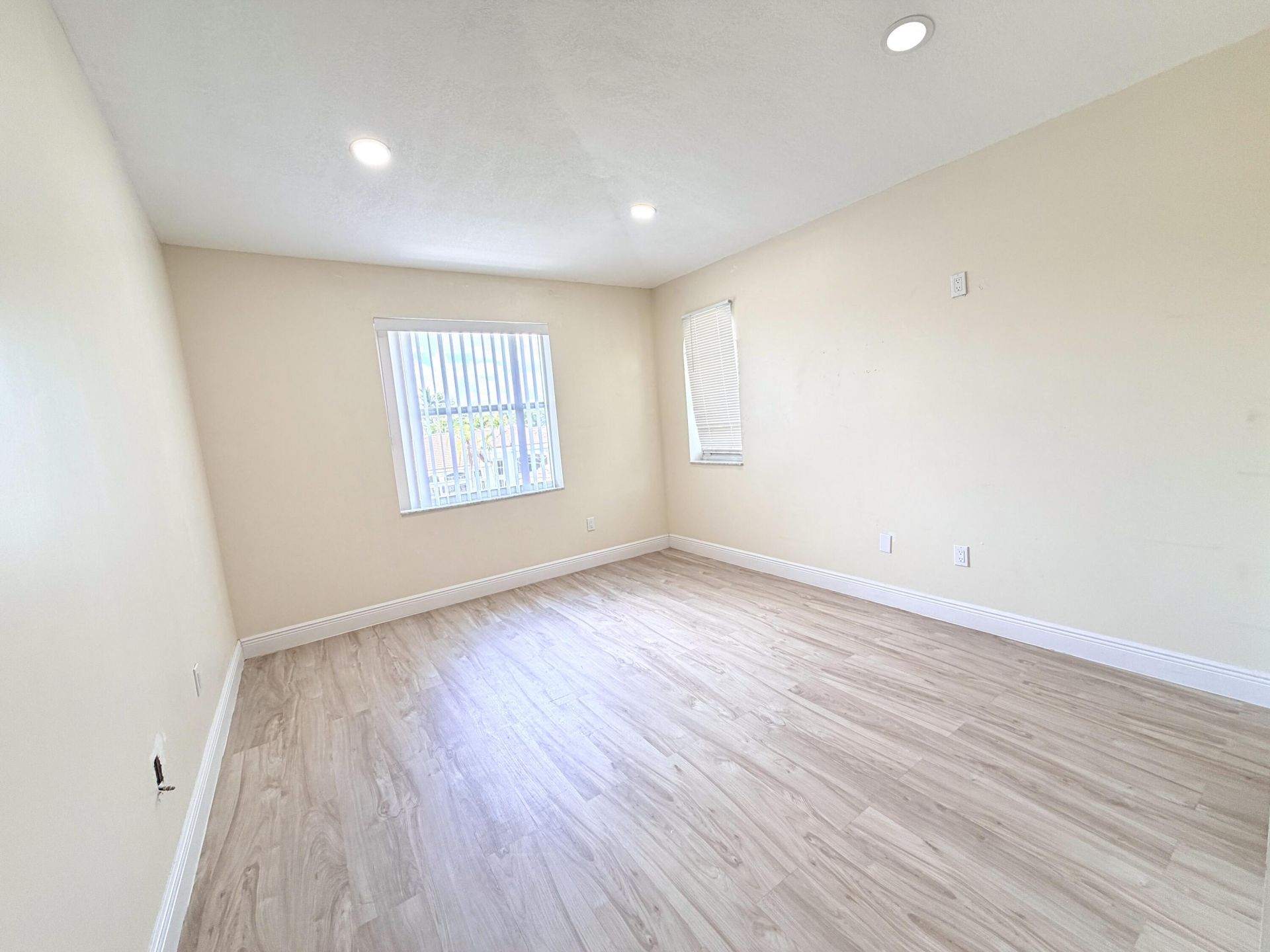 9630 NW 2nd Street, Unit 6-308, Pembroke Pines, FL 33024 Photo