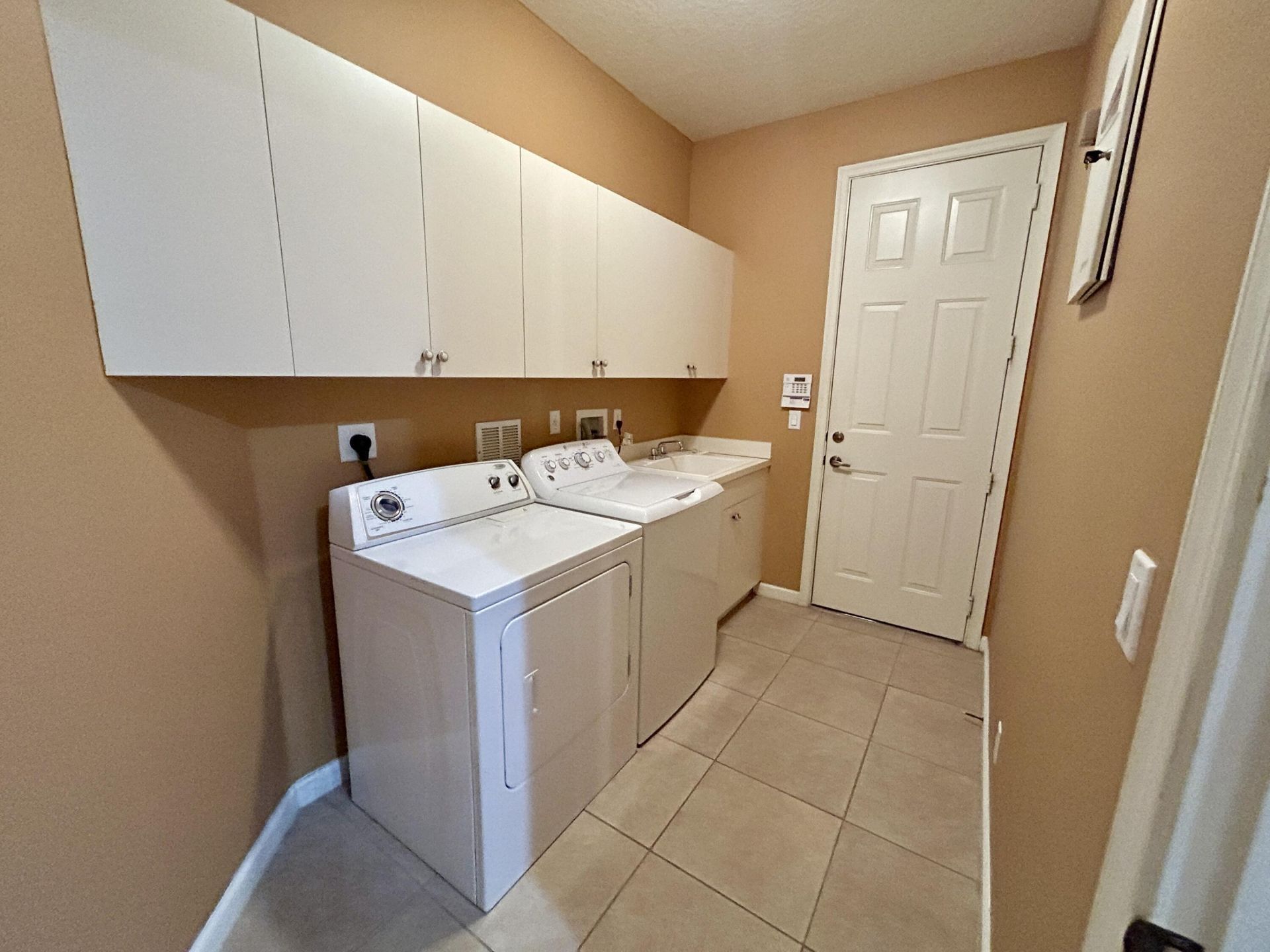 9249 Pineville Drive, Lake Worth, FL 33467 Photo