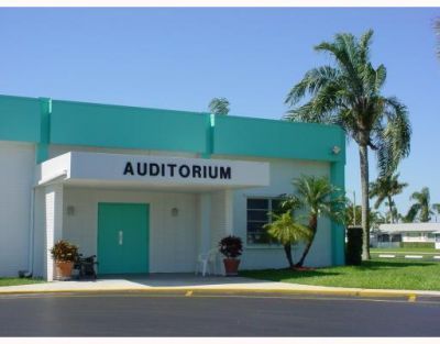 2556 E Dudley Dr Drive E, Unit D, West Palm Beach, FL 33415 Photo