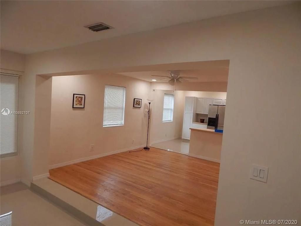 1111 N 25th Avenue, Hollywood, FL 33020 Photo