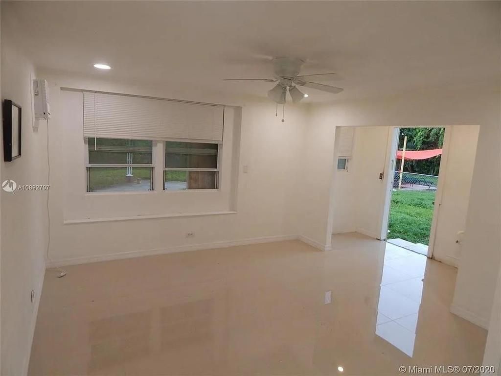 1111 N 25th Avenue, Hollywood, FL 33020 Photo