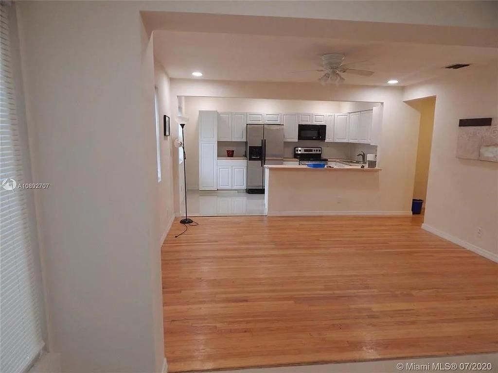 1111 N 25th Avenue, Hollywood, FL 33020 Photo