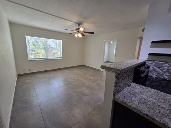720 NE 2nd Street, Unit 2, Fort Lauderdale, FL 33301